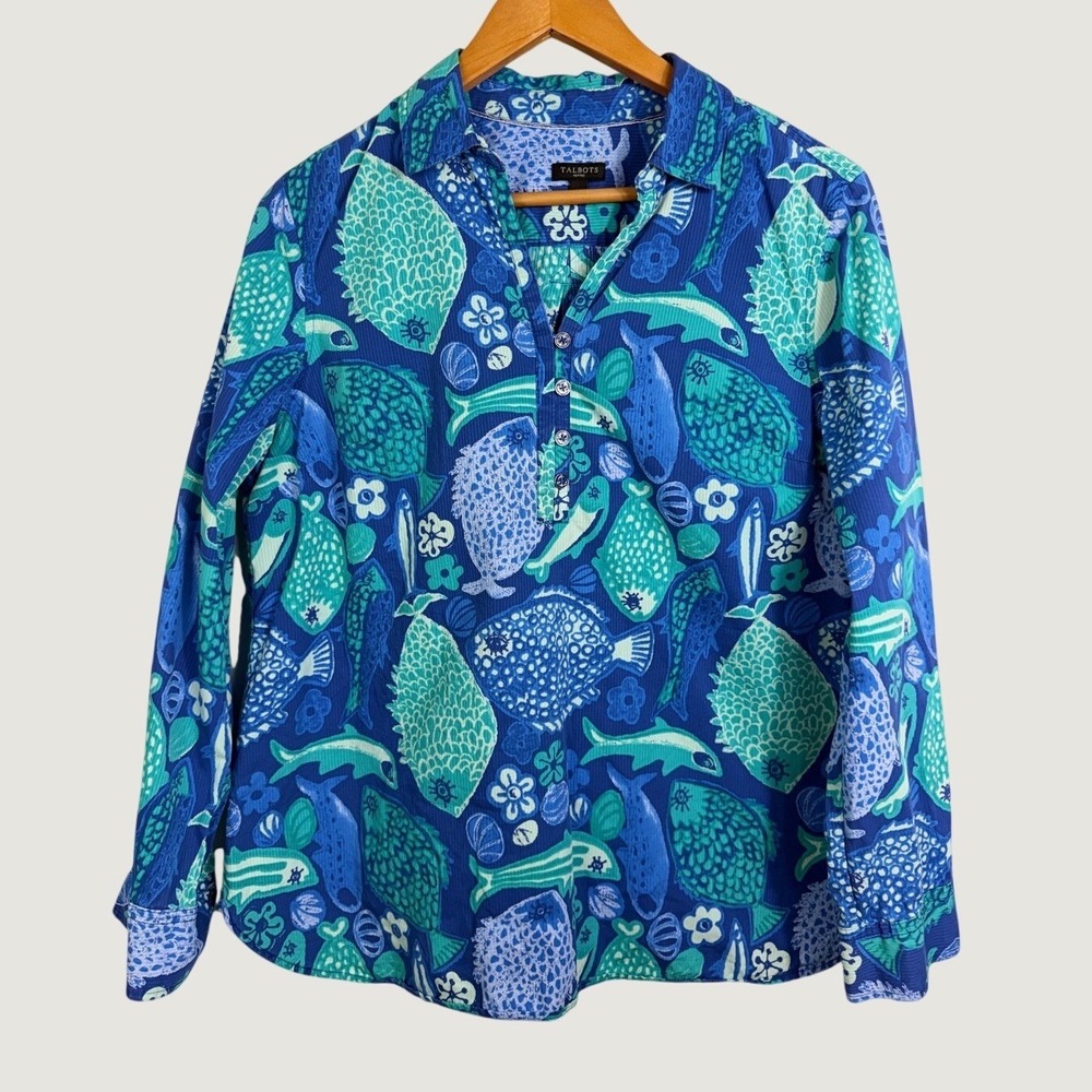 Talbots Petites Blue Fish Print Seersucker Henley Blouse Anchor Buttons LP